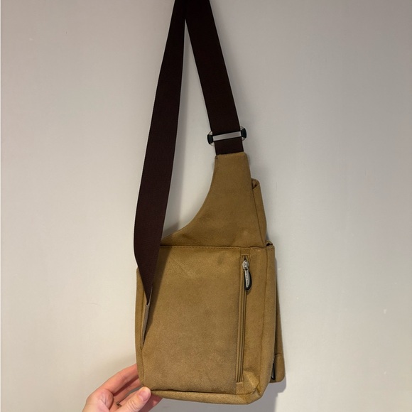 Travelon Tan Crossbody Bag - Picture 3 of 11